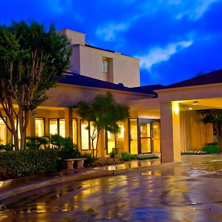 Courtyard By Marriott San Antonio Airport Exterior foto
