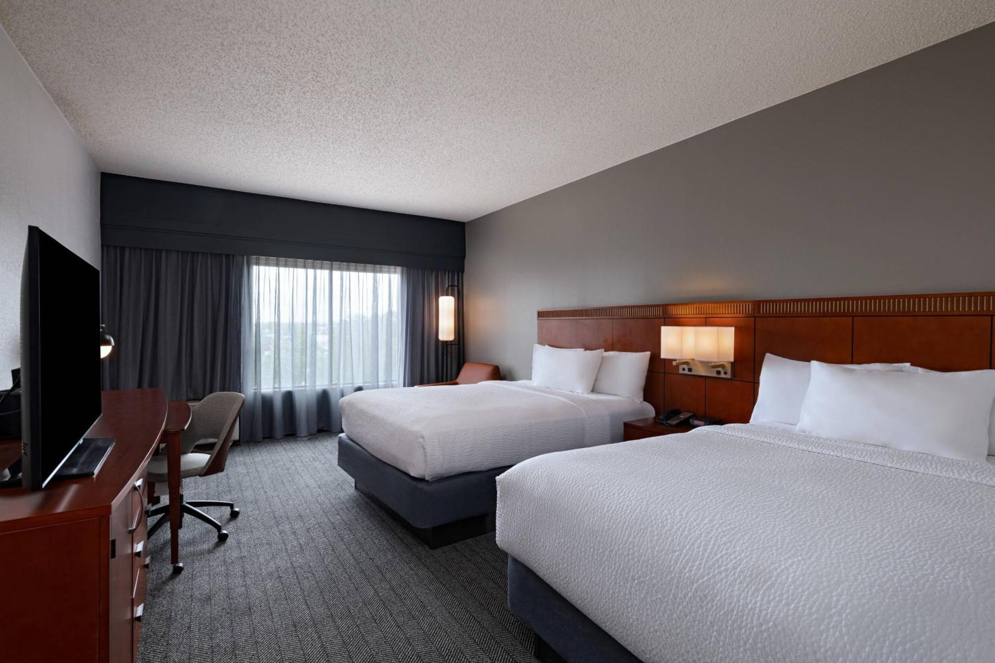 Courtyard By Marriott San Antonio Airport Exterior foto