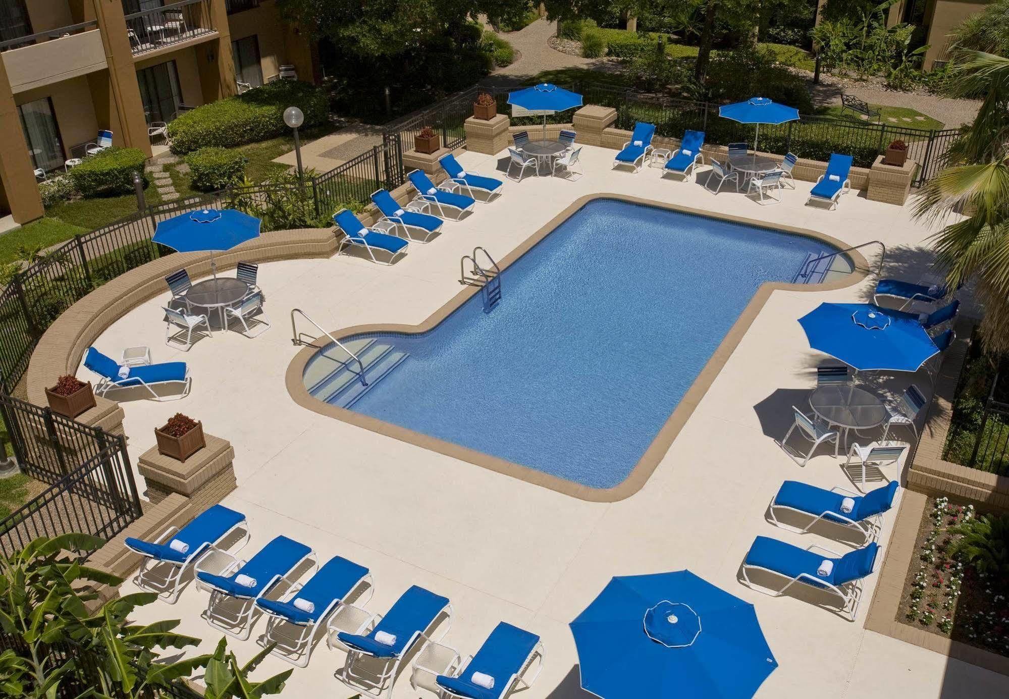 Courtyard By Marriott San Antonio Airport Exterior foto
